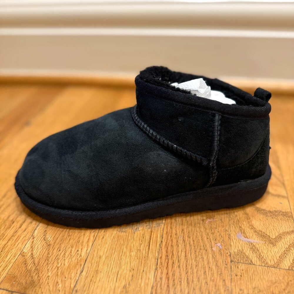 Ugg Classic Ultra Mini Black Ankle Boots